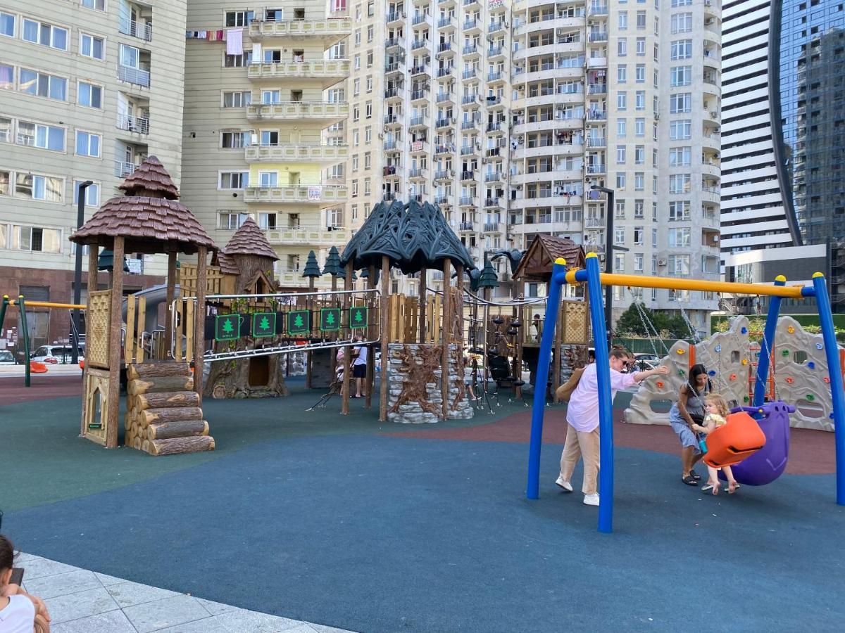 Roini Apartment Батуми Экстерьер фото