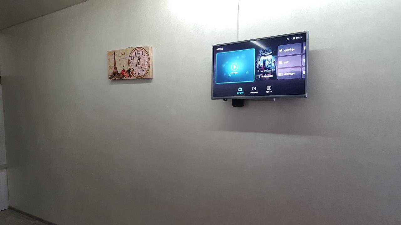 Roini Apartment Батуми Экстерьер фото