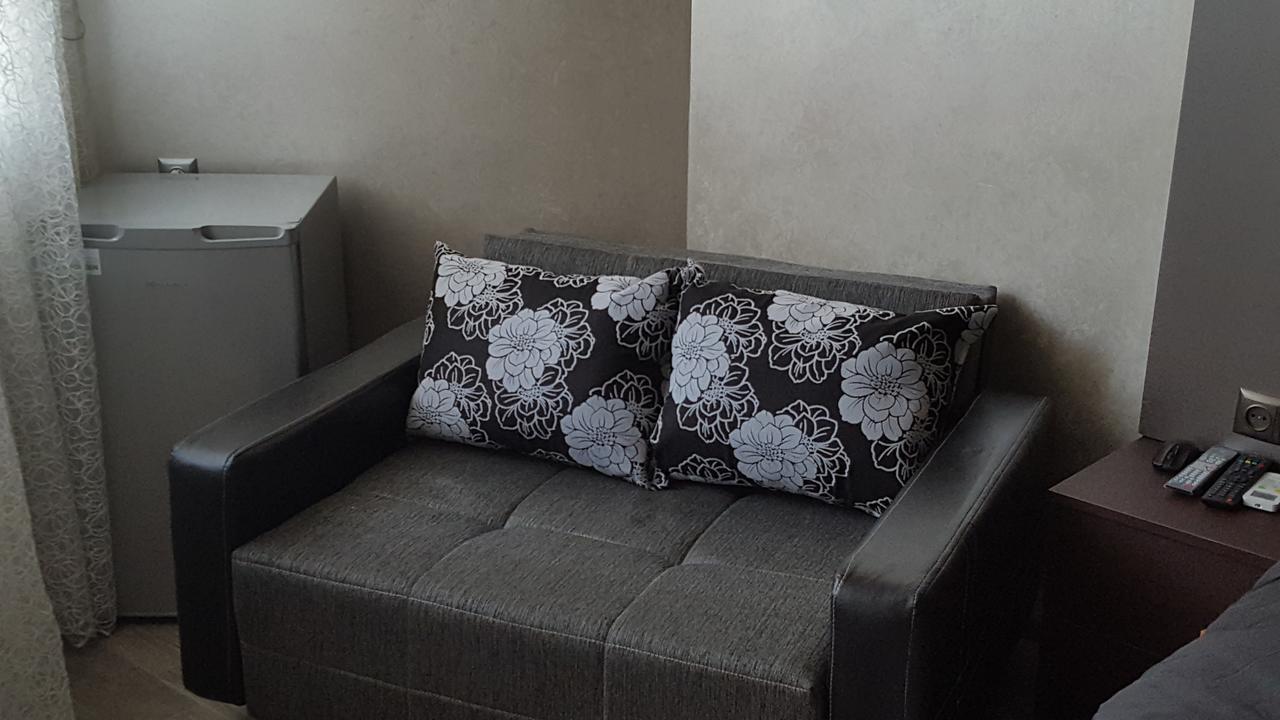 Roini Apartment Батуми Экстерьер фото
